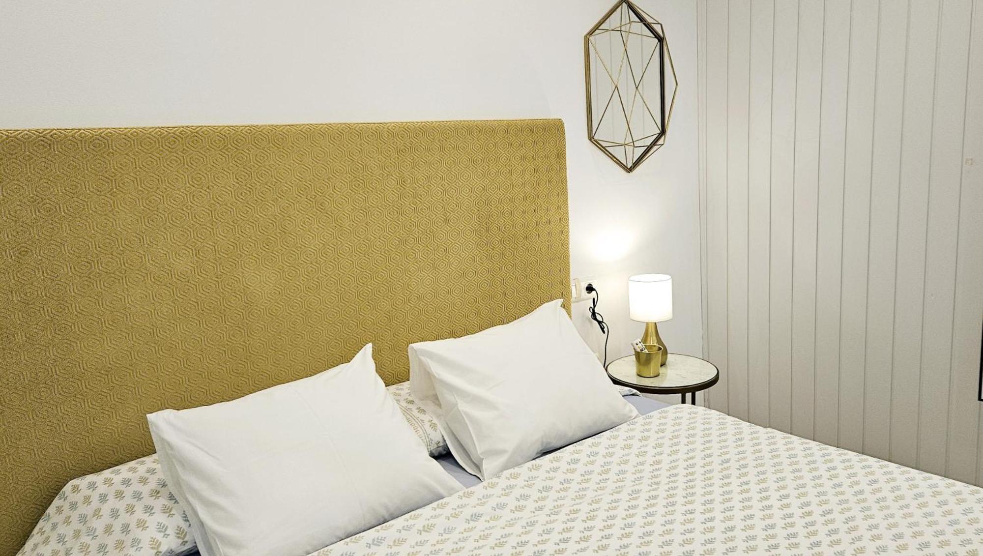 Stay Home & Away In The Heart Of Historical Town Of Málaga Eksteriør billede