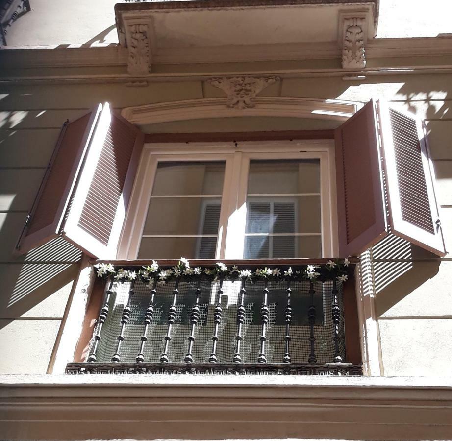 Stay Home & Away In The Heart Of Historical Town Of Málaga Eksteriør billede